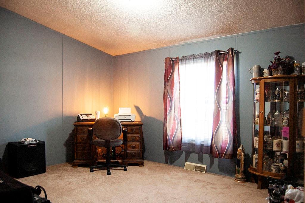 4725 Autumn Ridge Drive Columbus, IN 47203 - Photo 13 of 18 Gallery Image 13