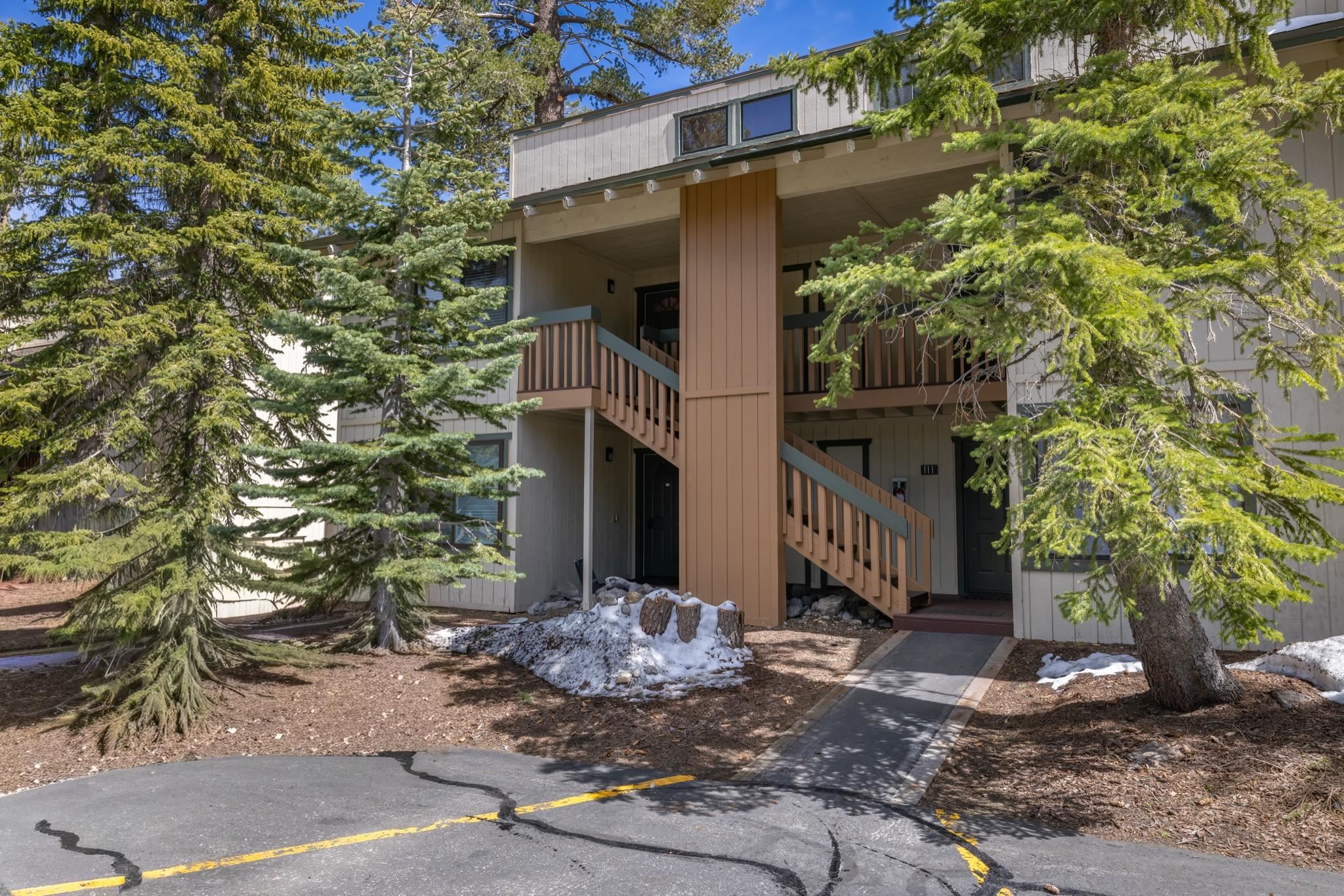 25 Lee Road, Unit 112 Mammoth Lakes, CA 93546 - Photo 32 of 38