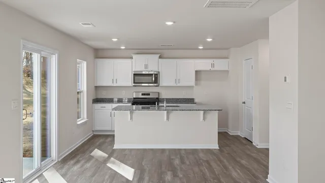 $265,900 | 215 Pristine Drive, Greenwood, SC 29646