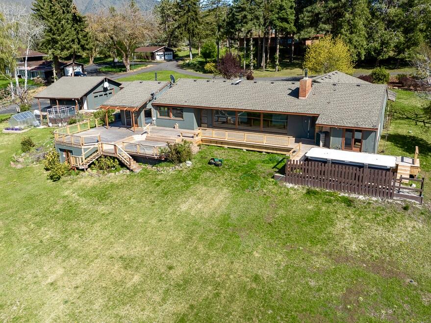 1662 Cove Point Road Klamath Falls, OR 97601 - Photo 14 of 71
