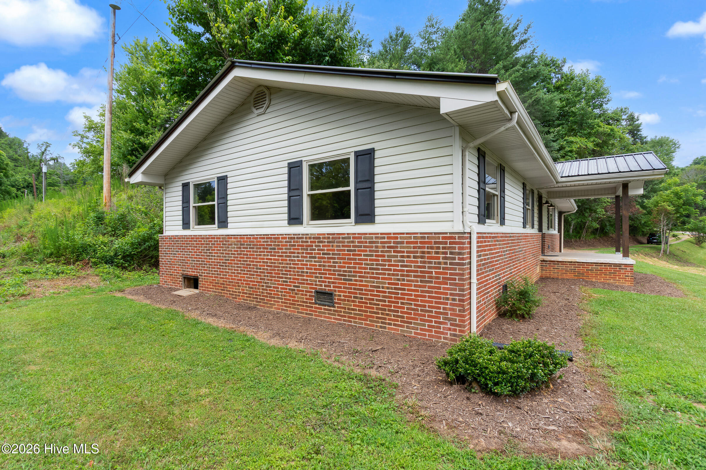 491 Notla Church Road Murphy, NC 28906 - Photo 2 of 53