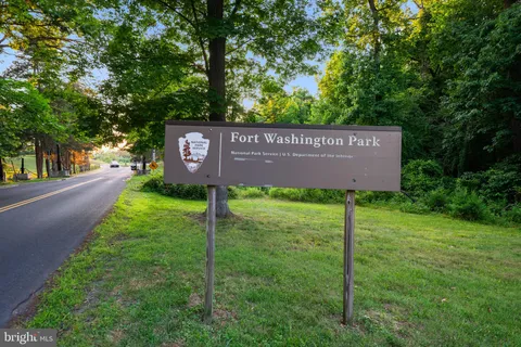 $674,900 | 766 Gleneagles Drive, Fort Washington, MD 20744