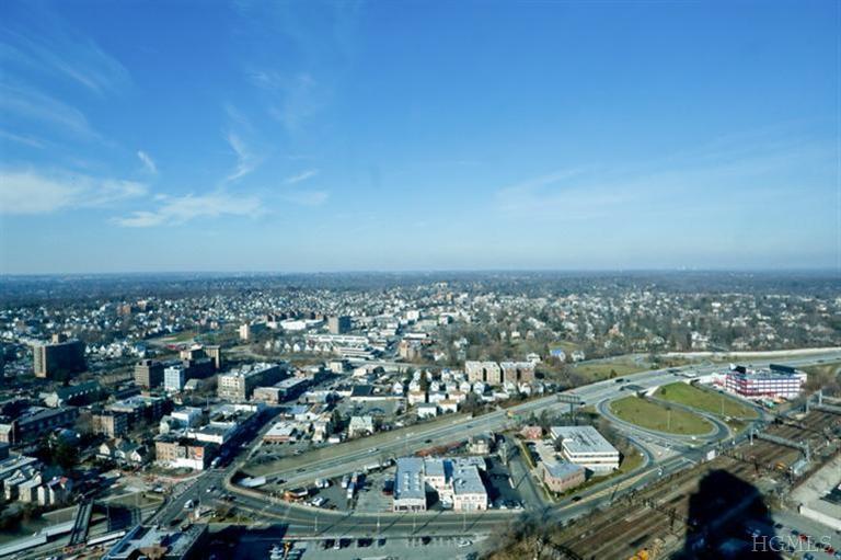 175 Huguenot Street, Unit 1801 New Rochelle, NY 10801 - Photo 13 of 27 Great views from the 18th floor!