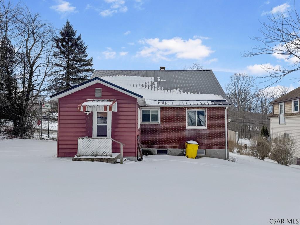 1813 Springhill Road Portage, PA 15946 - Photo 3 of 28 Gallery Image 3