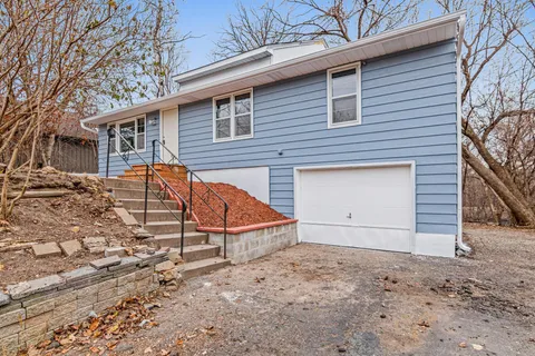 $379,975 | 12425 25th Avenue North, Plymouth, MN 55441