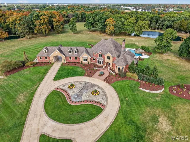 $4,000,000 | 27499 Franklin Road, Wright City, MO 63390