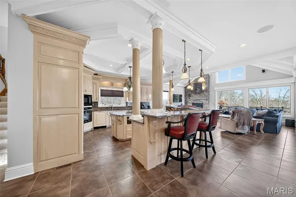 $4,000,000 | 27499 Franklin Road, Wright City, MO 63390