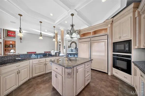 $4,000,000 | 27499 Franklin Road, Wright City, MO 63390