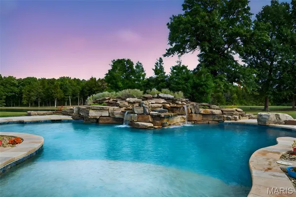 $4,000,000 | 27499 Franklin Road, Wright City, MO 63390