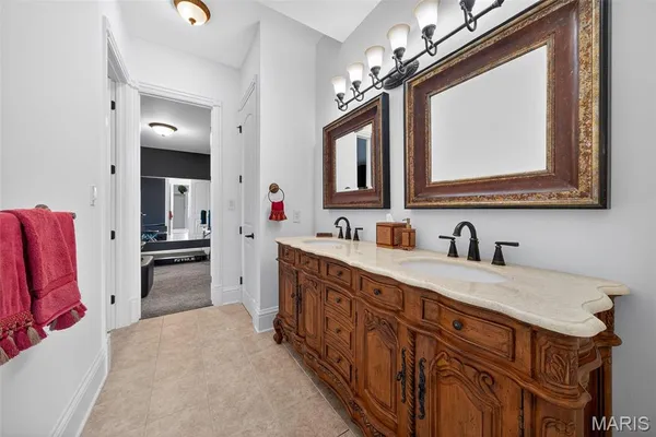 $4,000,000 | 27499 Franklin Road, Wright City, MO 63390