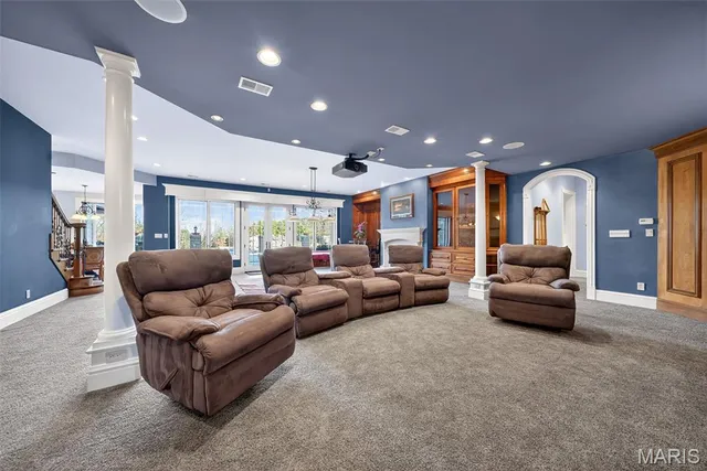 $4,000,000 | 27499 Franklin Road, Wright City, MO 63390