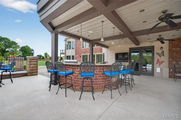 $4,000,000 | 27499 Franklin Road, Wright City, MO 63390