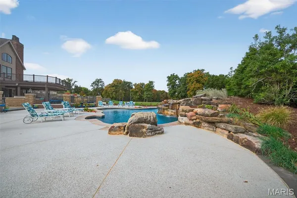 $4,000,000 | 27499 Franklin Road, Wright City, MO 63390