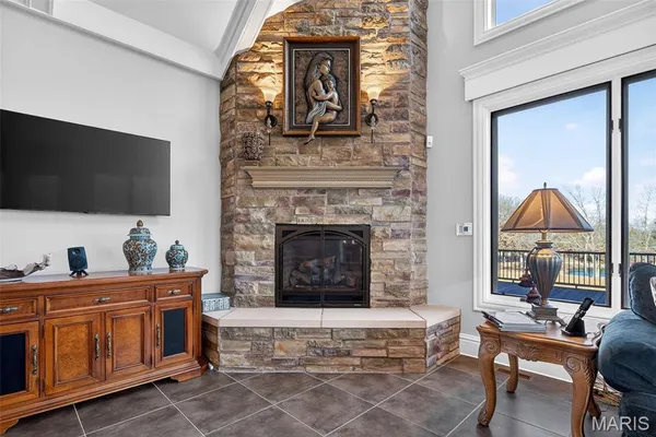 $4,000,000 | 27499 Franklin Road, Wright City, MO 63390