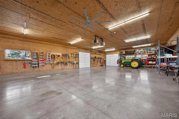 $4,000,000 | 27499 Franklin Road, Wright City, MO 63390