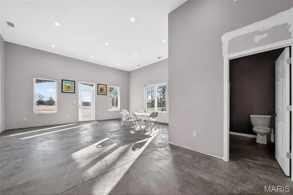 $4,000,000 | 27499 Franklin Road, Wright City, MO 63390