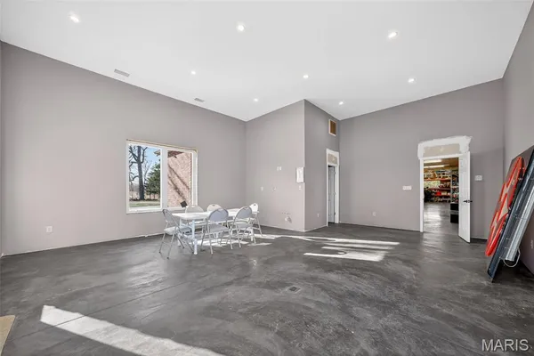 $4,000,000 | 27499 Franklin Road, Wright City, MO 63390