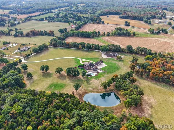 $4,000,000 | 27499 Franklin Road, Wright City, MO 63390