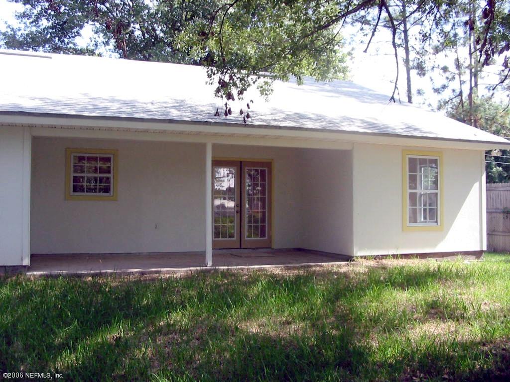 270 Chaffee Road North Jacksonville, FL 32220 - Photo 10 of 13 Covered Patio
