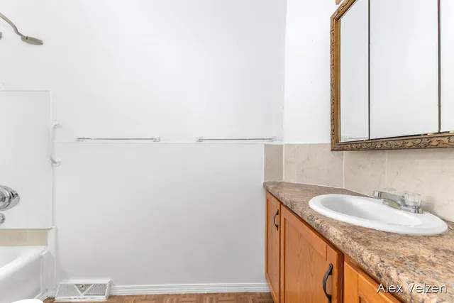 $349,900 | 510 La Grave Avenue Southeast, Grand Rapids, MI 49503