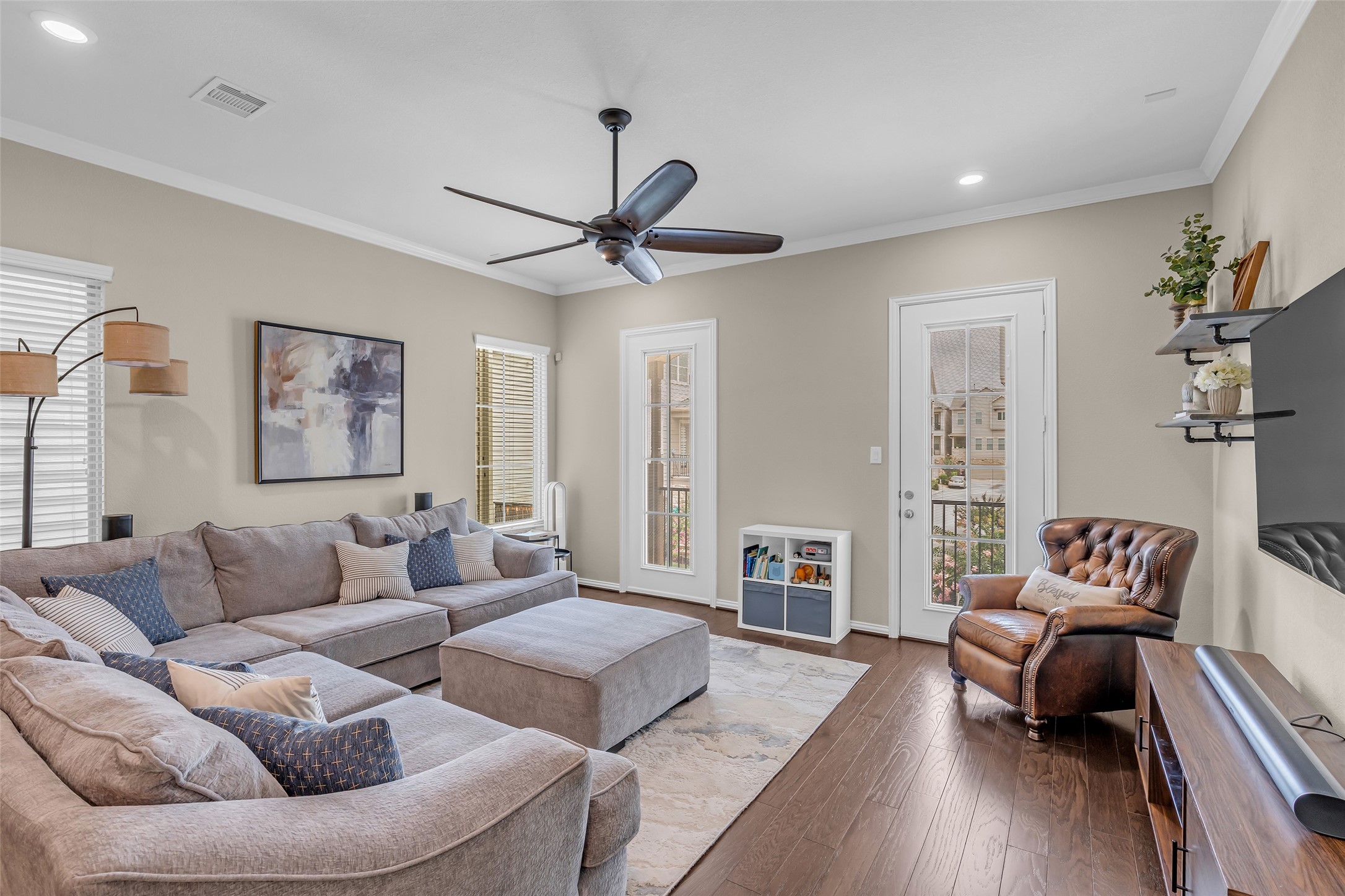 8905 Wind Springs Drive Houston, TX 77080 - Photo 6 of 25