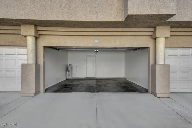 $1,650 | 2052 Jade Creek Street, Unit 203, Las Vegas, NV 89117