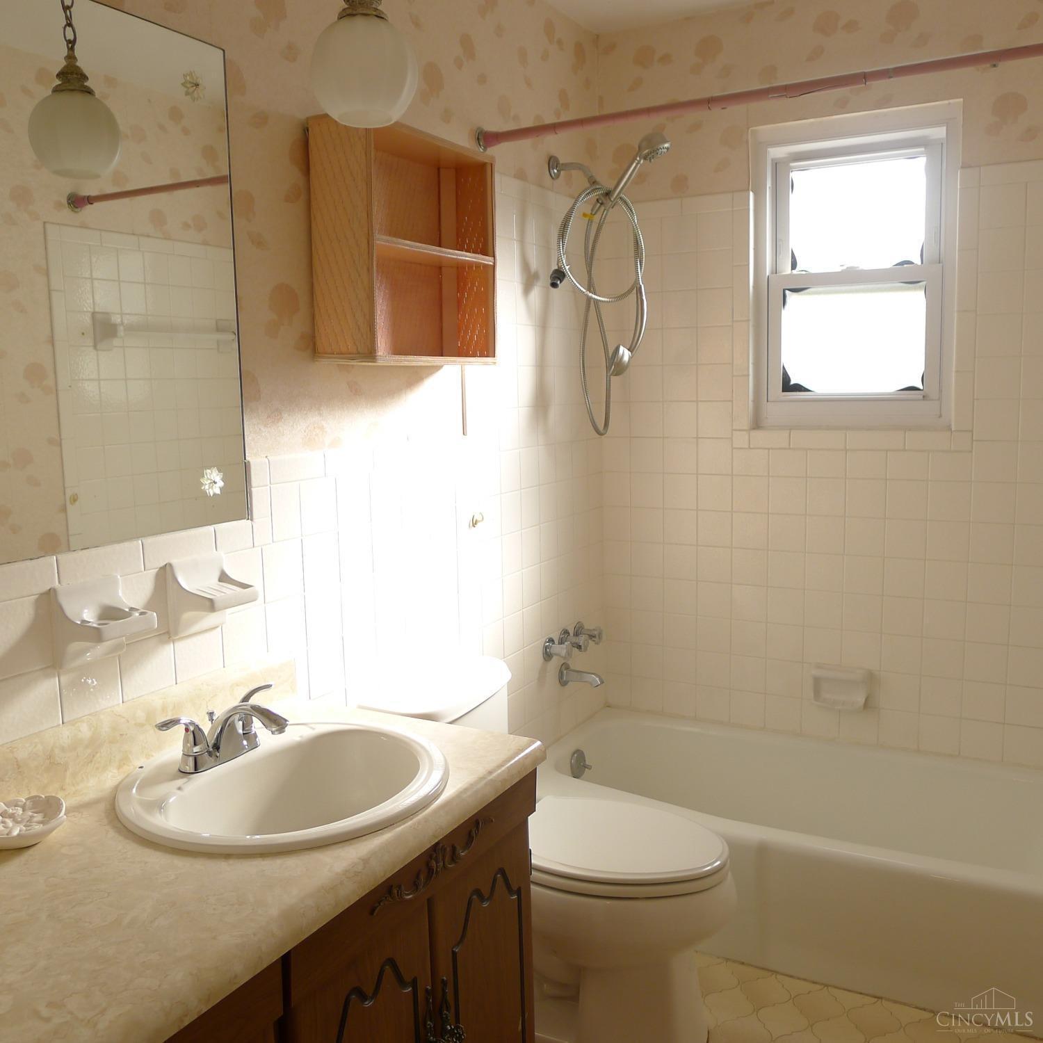 788 Ackley Road Cincinnati, OH 45255 - Photo 23 of 42 Gallery Image 23