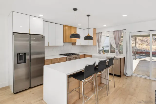 $1,300,000 | 7942-7944 Calico Street, San Diego, CA 92126