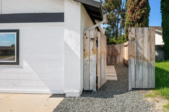 $1,300,000 | 7942-7944 Calico Street, San Diego, CA 92126