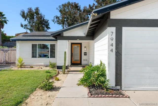 $1,300,000 | 7942-7944 Calico Street, San Diego, CA 92126