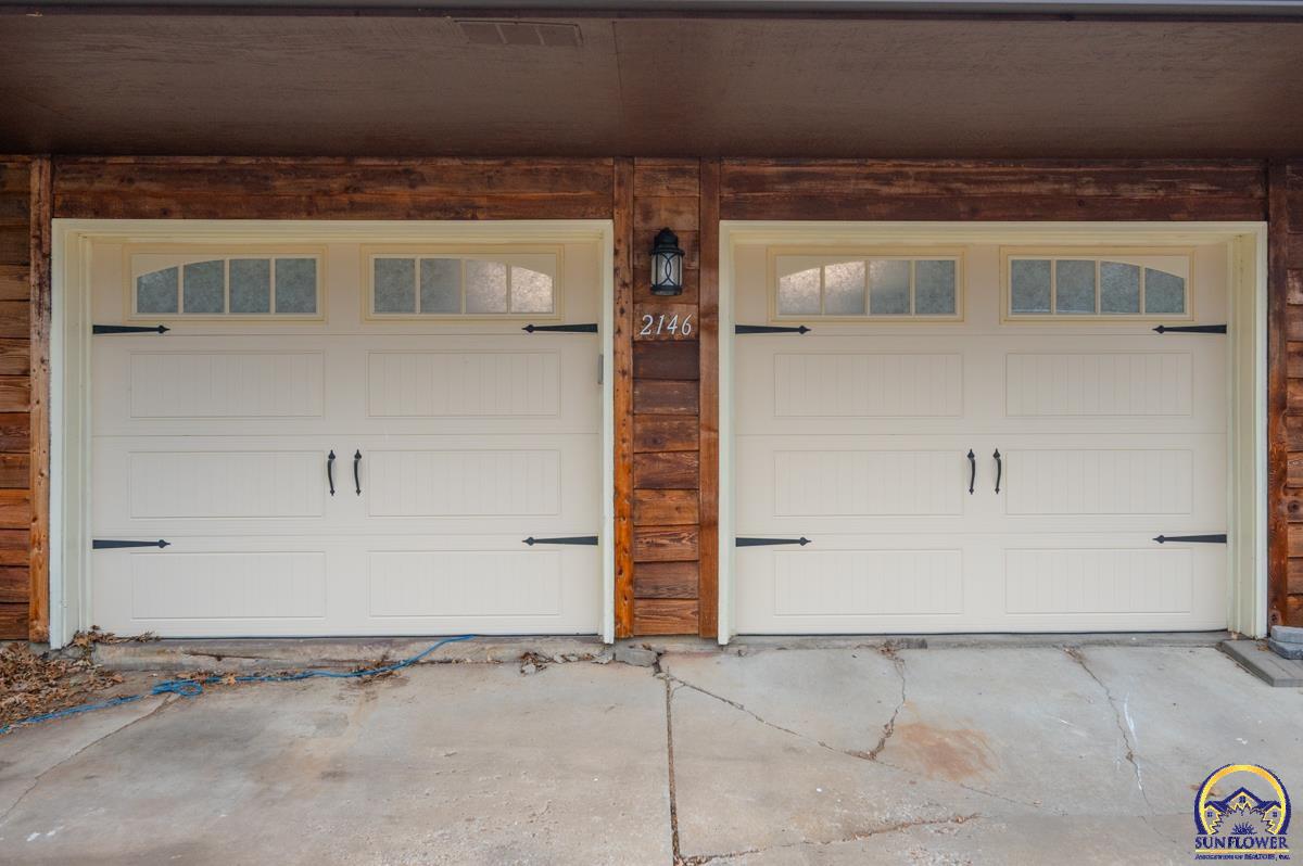 2146 Southeast 36th Street Topeka, KS 66605 - Photo 24 of 27