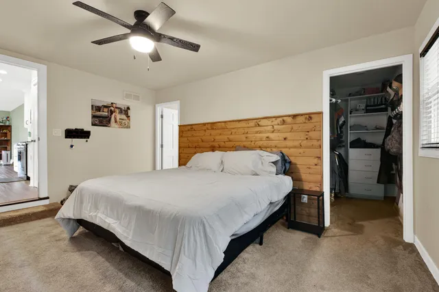 $469,999 | 420 Kettle Moraine Drive North, Slinger, WI 53086