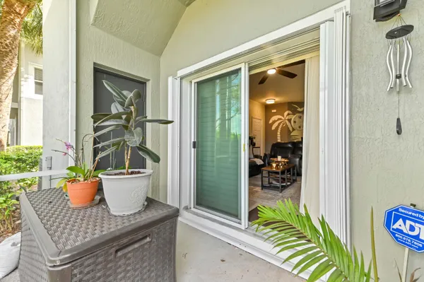$2,700 | 3043 Grandiflora Drive, Greenacres, FL 33467