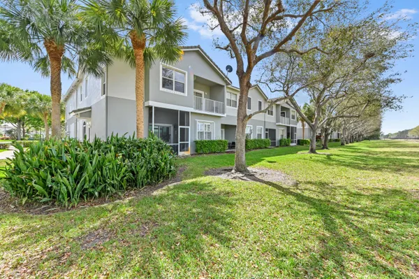 $2,700 | 3043 Grandiflora Drive, Greenacres, FL 33467