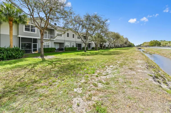 $2,700 | 3043 Grandiflora Drive, Greenacres, FL 33467