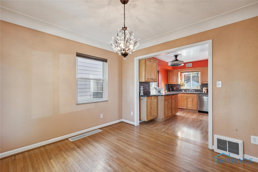 3426 Maxwell Road Toledo, OH 43606 - Photo 14 of 32 Gallery Image 14