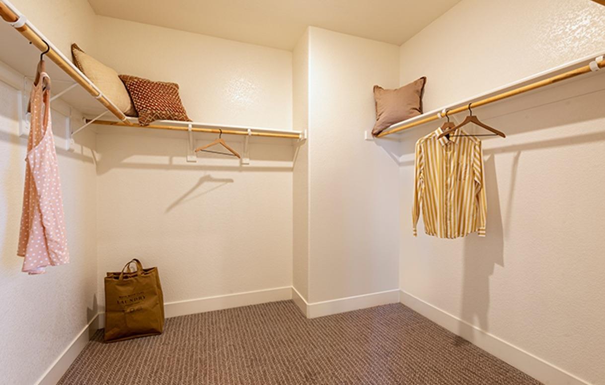 2351 Vaca Way, Unit 52 Merced, CA 95340 - Photo 9 of 12 Gallery Image 9