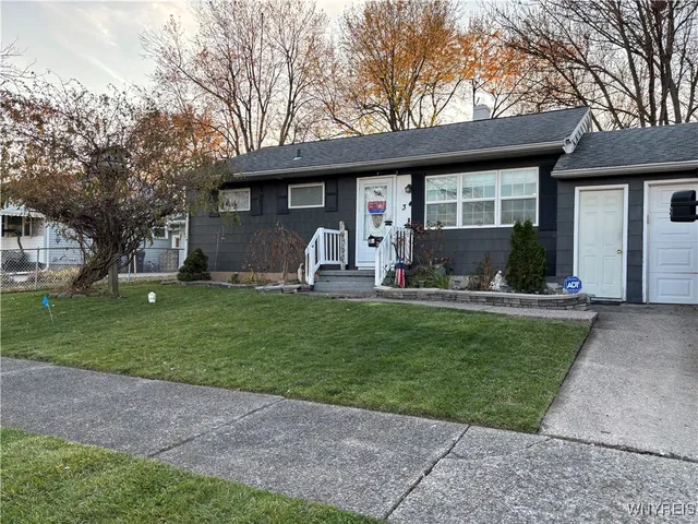 $209,900 | 34 Coronet Drive, Tonawanda, NY 14150