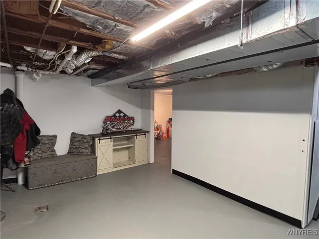 $209,900 | 34 Coronet Drive, Tonawanda, NY 14150