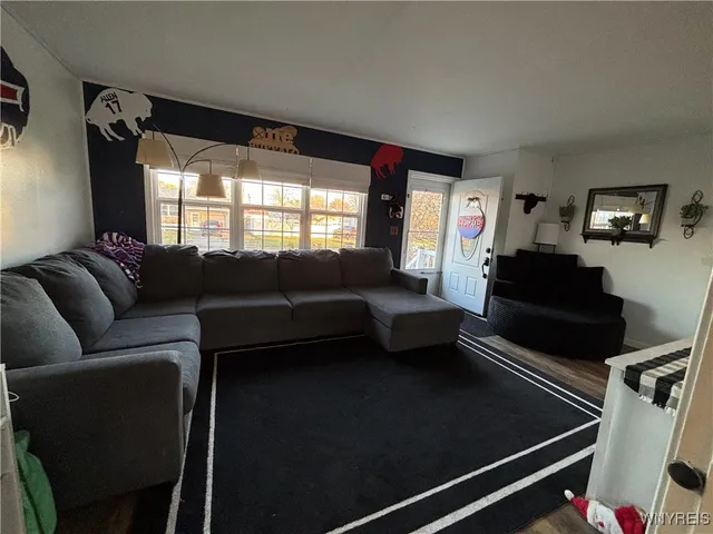 $209,900 | 34 Coronet Drive, Tonawanda, NY 14150