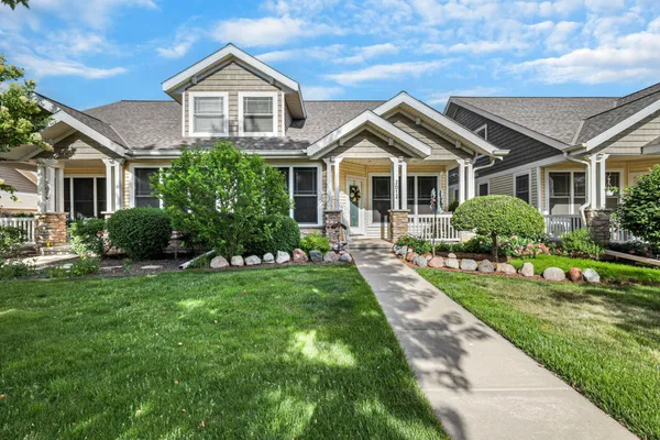 $449,500 | 2612 Gallagher Drive, Fitchburg, WI 53711