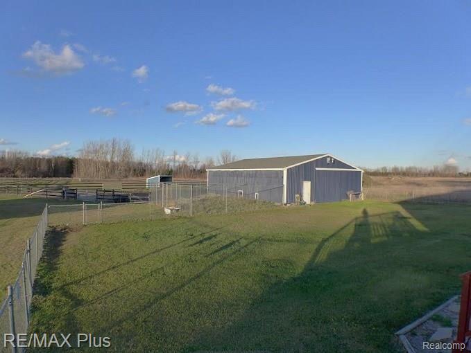 1870 West Fairgrove Road Caro, MI 48723 - Photo 12 of 13 1870 Fairgrove - RC03 - Polebarn.jpg