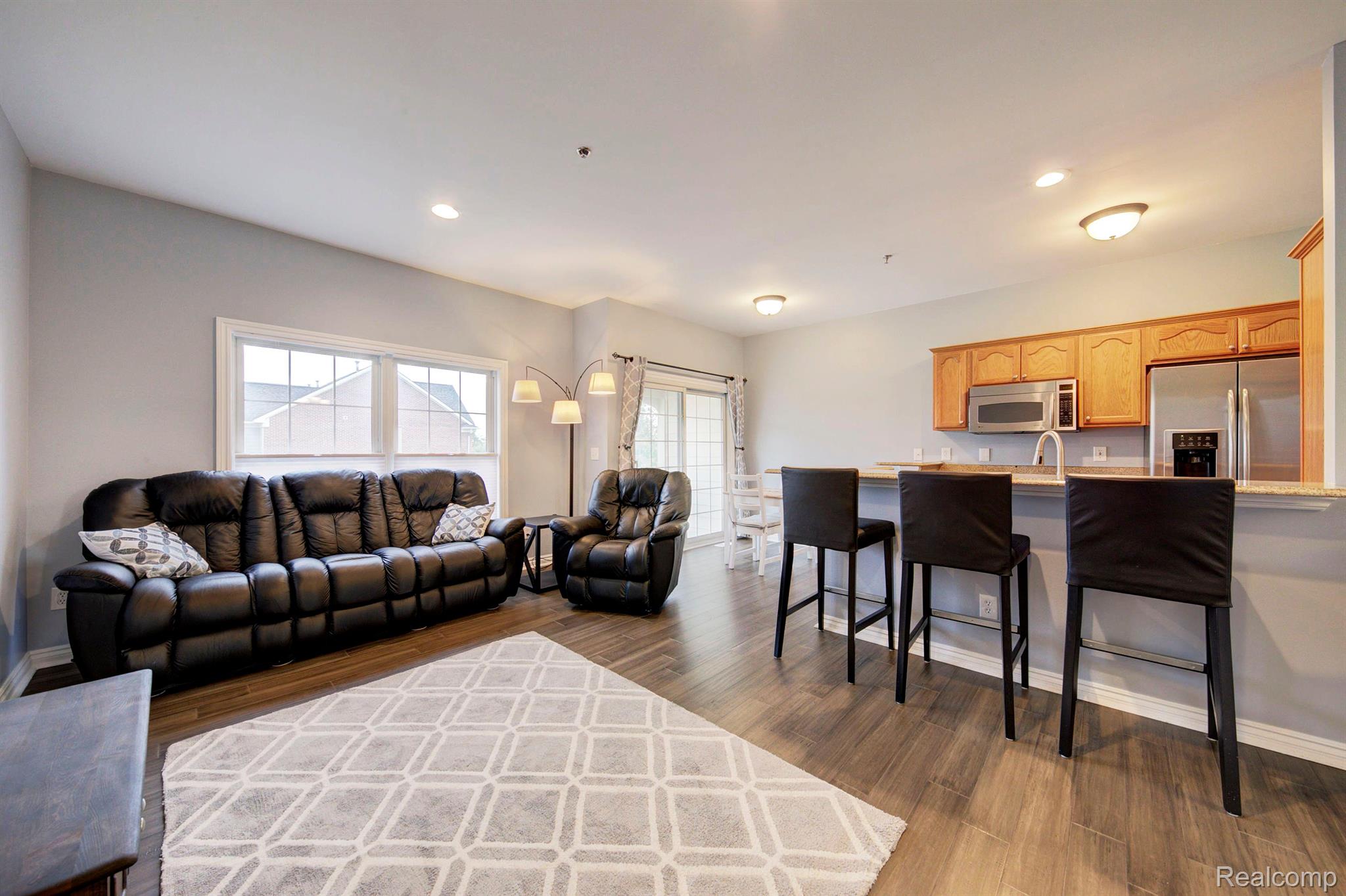 45575 North Stonewood Road Canton, MI 48187 - Photo 9 of 40 Gallery Image 9