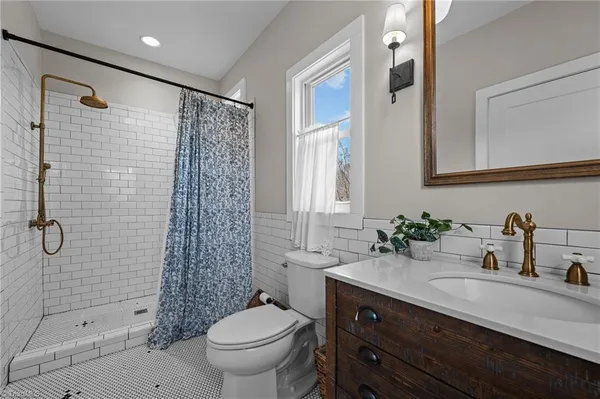 $1,200,000 | 4420 Bunton Swaim Road, Liberty, NC 27298