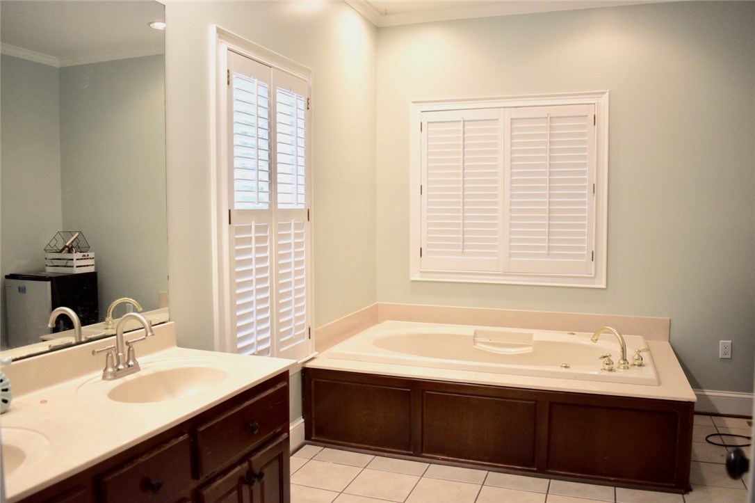 235 Inlet Pointe Drive, Unit LOT 31 Anderson, SC 29625 - Photo 15 of 30