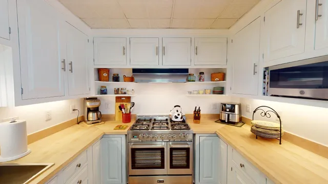 $799,000 | 44 Broadway Street, Machias, ME 04654