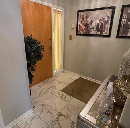 $140,000 | 1070 South Nelson Avenue, Unit 2, Kankakee, IL 60901