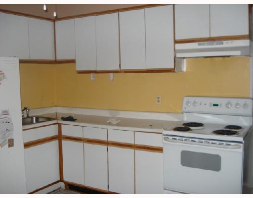 71 Hope Street Woonsocket, RI 02895 - Photo 4 of 8 Kitchen.