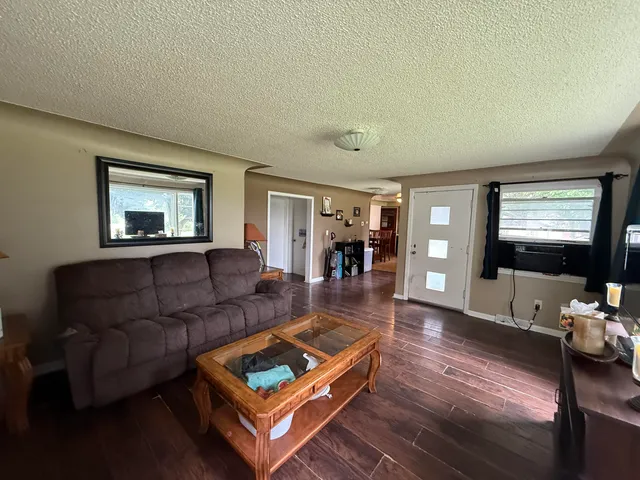 $124,900 | 9774 Lansing Road, Durand, MI 48429