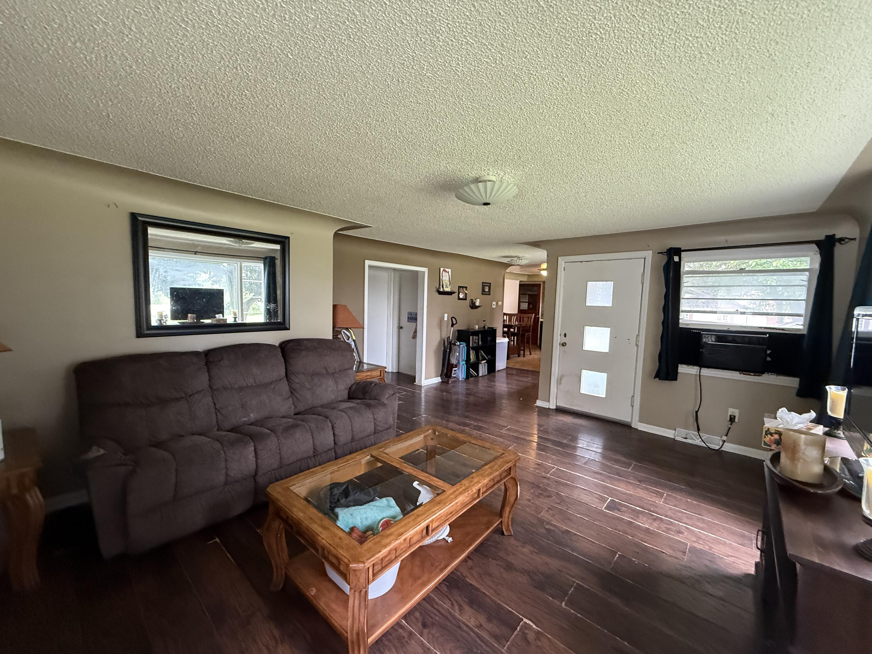 9774 Lansing Road Durand, MI 48429 - Photo 8 of 11 IMG_3589